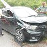 Kecelakaan Fatal, Mobil Tabrak Besi Pembatas hingga Tembus ke Belakang