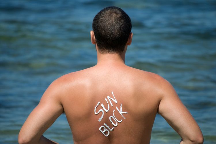 Meski adanya sejumlah perbedaan sunscreen dan sunblock, keduanya tetap merupakan pelindung matahari yang sangat baik.