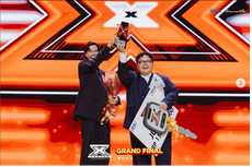 Peter Holly Juara X Factor Indonesia Season 4 