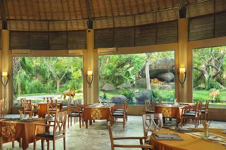 Tsavo Lion Restaurant di Mara River Safari Lodge.