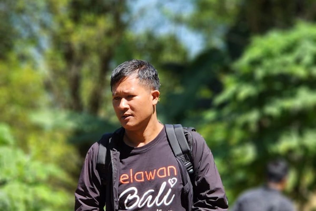 Andy Karyasa Wayan saat menjalankan misi kemanusiaan di Bali.
