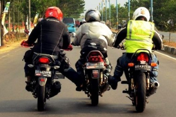 Derek motor cara mudah jika tidak mengunakan tambang