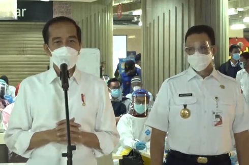 Panggil Anies, Jokowi Minta Vaksinasi Covid-19 DKI Dipercepat Khususnya di Daerah Padat Penduduk