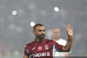 Hasil Play-off Liga Europa: Mo Salah Kalah di Kandang Sendiri