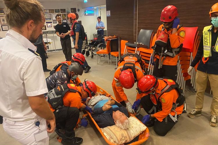 Hamil dan Hipertensi, 2 Penumpang Kapal Pesiar Malta Dievakuasi di Selat Benggala, Aceh