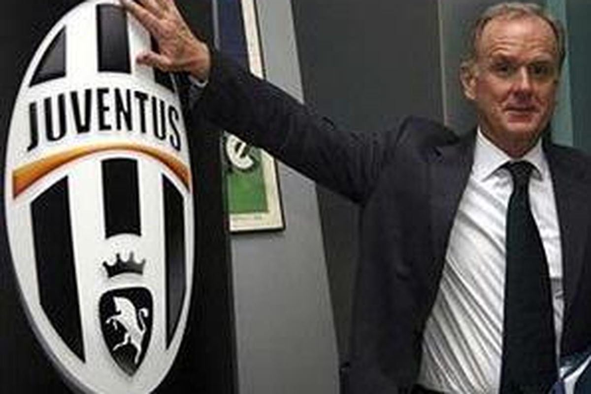 Presiden Juventus, Giovanni Cobolli Gigli.