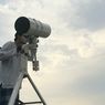 Antusias Jajal Teleskop Rp 50 Juta di Masjid Musari'in Basmol untuk Pantau Hilal, Santri: yang Penting Tahu Rasanya