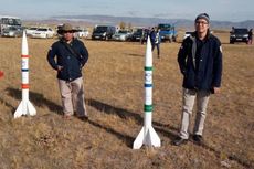 Mahasiswa Gunadarma Juara Rancang Satelit Internasional  di Mongolia