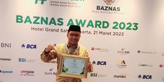 Sejahterakan Umat, Danny Pomanto Raih Penghargaan Baznas Award 2023