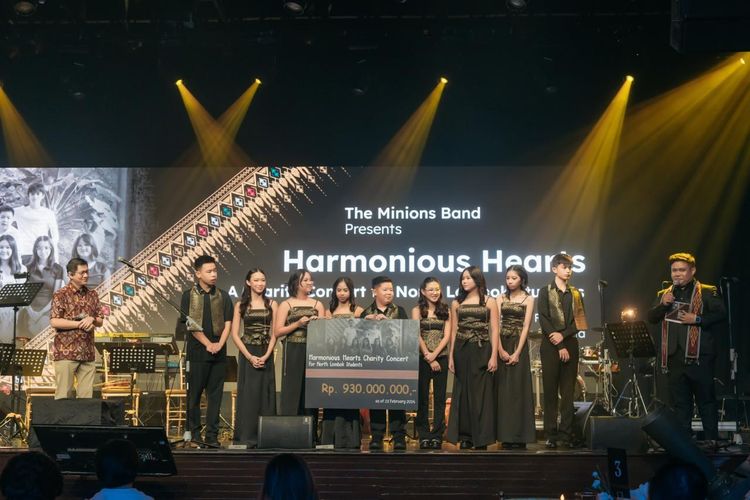 Sekelompok musisi muda yang menamakan diri The Minions menggelar konser amal bertajuk “Harmonious Hearts – Charity Concert for North Lombok Students”.