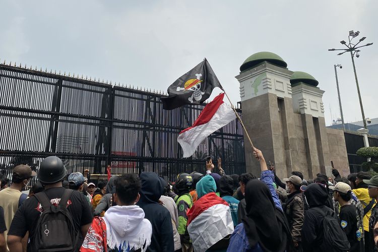 Demo di DPR Hari Ini, Pantau lewat Link CCTV Ini