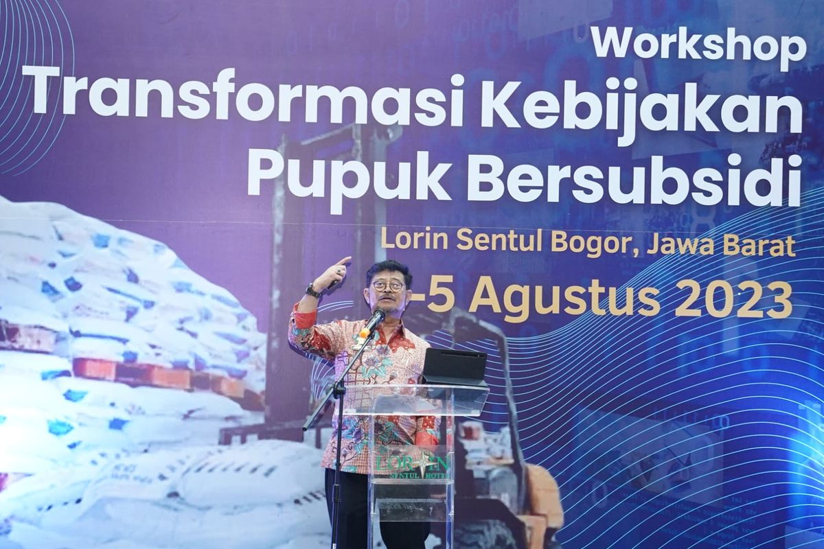Menteri Pertanian (Mentan) Syahrul Yasin Limpo saat memberikan sambutan dalam kegiatan Workshop Transformasi Kebijakan Pupuk Bersubsidi di Sentul, Bogor, Kamis (3/8/2023).
