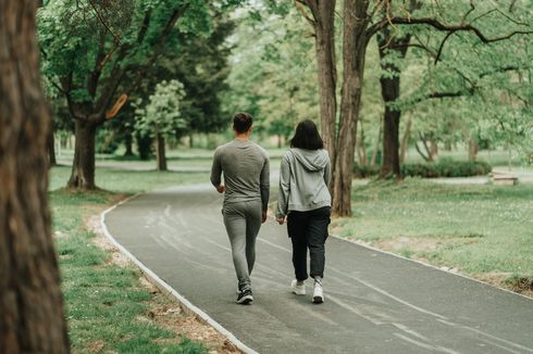 Jalan Kaki 10.000 Langkah Sehari Bikin Lebih Sehat, Studi Jelaskan