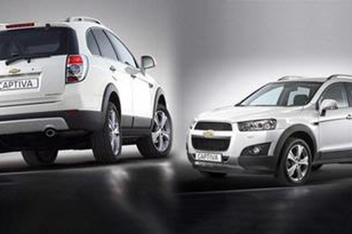Captiva Facelift yang akan dipamerkan di Paris Motor Show 2010 ini