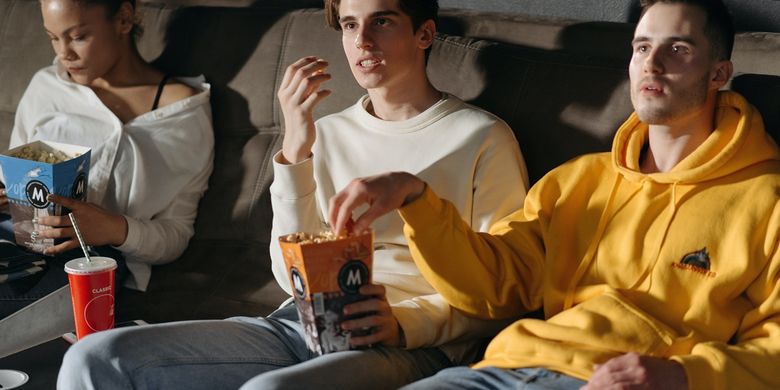 5 Film Horor Terseram di Dunia yang Bisa Bikin Bulu Kuduk Merinding ...