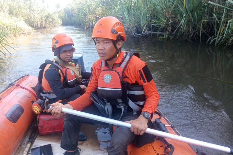 Pencarian Lansia yang Hilang di Sungai Habitat Buaya di Bangka Terkendala Cuaca Ekstrem