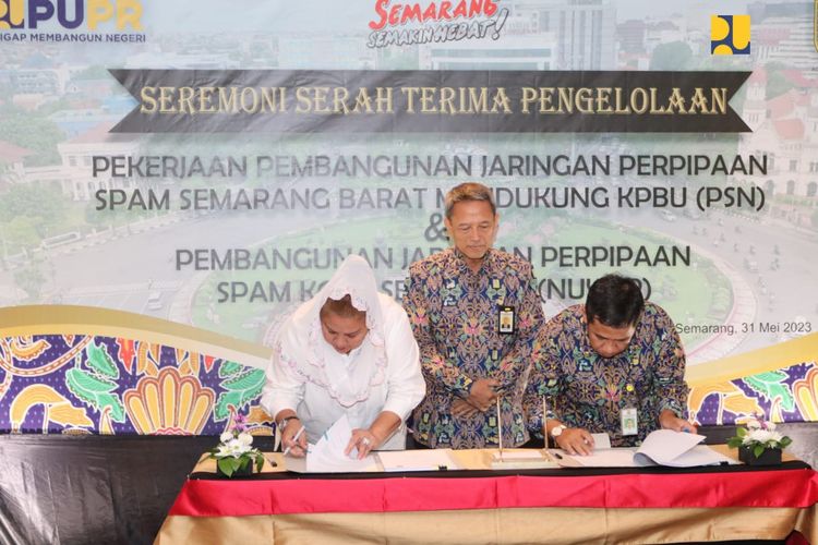Serah terima pengelolaan SPAM Semarang Barat dilakukan Balai Prasarana Permukiman Wilayah (BPPW) Jawa Tengah (Jateng), Direktorat Jenderal (Ditjen) Cipta Karya kepada Pemerintah Kota Semarang pada Mei 2023.