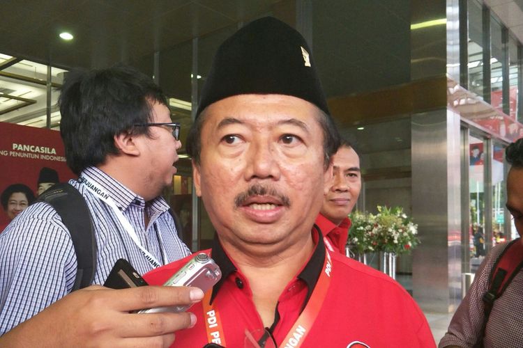 Ketua Badan Pemenangan Pemilu PDI-Perjuangan, Bambang Dwi Hartono usai hadir dalam perayaan HUT PDI-P ke-45, di Jakarta Convention Center, Jakarta, Rabu (10/1/2018).