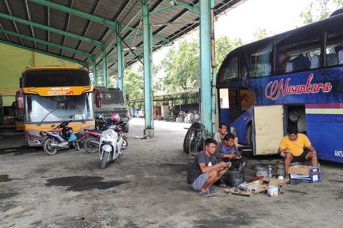 Sempat Terendam Banjir 2 Meter, Belasan Bus PO Nusantara Rusak