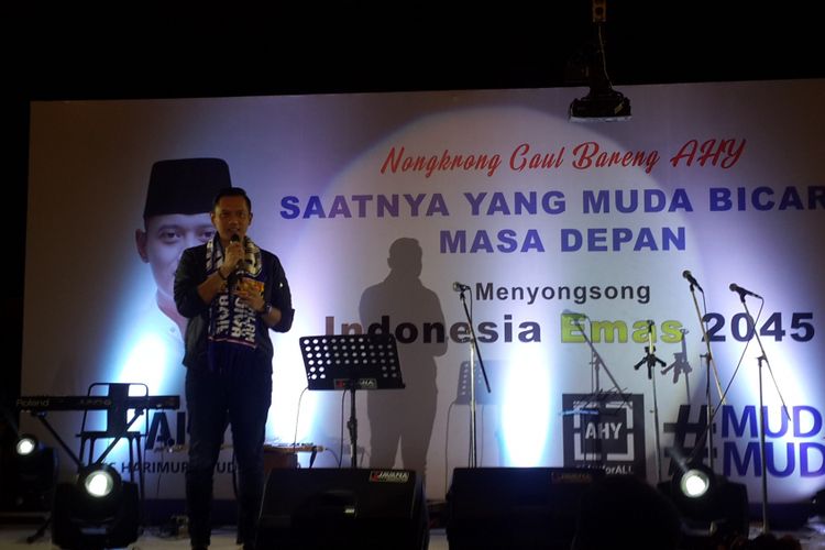 Agus Harimurti Yudhoyono atau AHY saat menghadiri Nongkrong Gaul Bareng AHY di Kota Malang, Rabu (14/6/2017) malam.