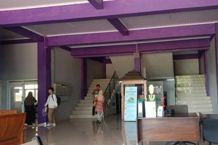 Penampakan area kampus STAI Al-Ruzhan milik mantan Wagub Jawa Barat Uu Ruzhanul Ulum yang berada di Kampung Cibeureum, Desa Cilangkap, Manonjaya, Kabupaten Tasikmalaya, Selasa (29/4/2025) 

