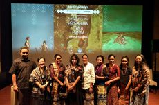 The Woven Path: Perempuan Tanah Humba, Film Dokumenter Pertentangan Budaya