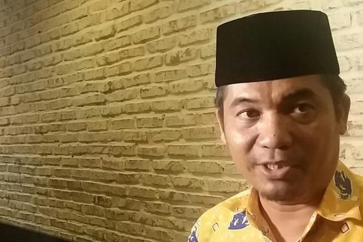 Direktur Eksekutif Lingkar Madani (LIMA) Indonesia, Ray Rangkuti usai acara diskusi di bilangan Thamrin, Jakarta Pusat, Minggu (17/4/2016)