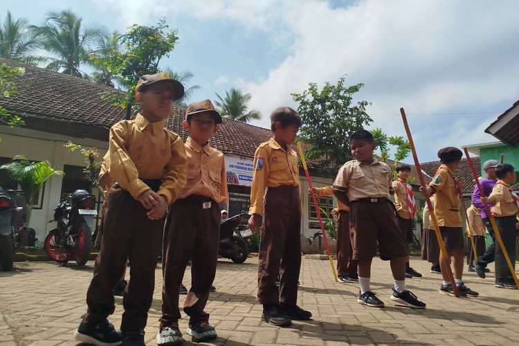SD Negeri Sepi Peminat, Guru di Banyuwangi Patungan Beli Hadiah demi Pacu Semangat Siswa