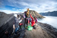 Yadnya Kasada di Gunung Bromo Tahun 2022 Masih Tertutup untuk Wisatawan, Ini Alasannya