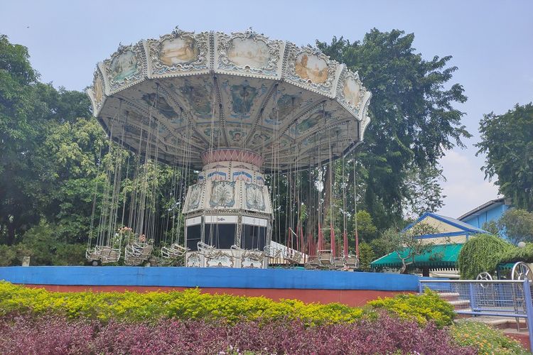 Salah satu wahana di Dufan yang belum beroperasi, Sabtu (27/6/2020). 