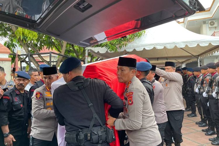 Mantan Wakapolri Jusuf Manggabarani Dikenal Sebagai 'Bapak Brimob'