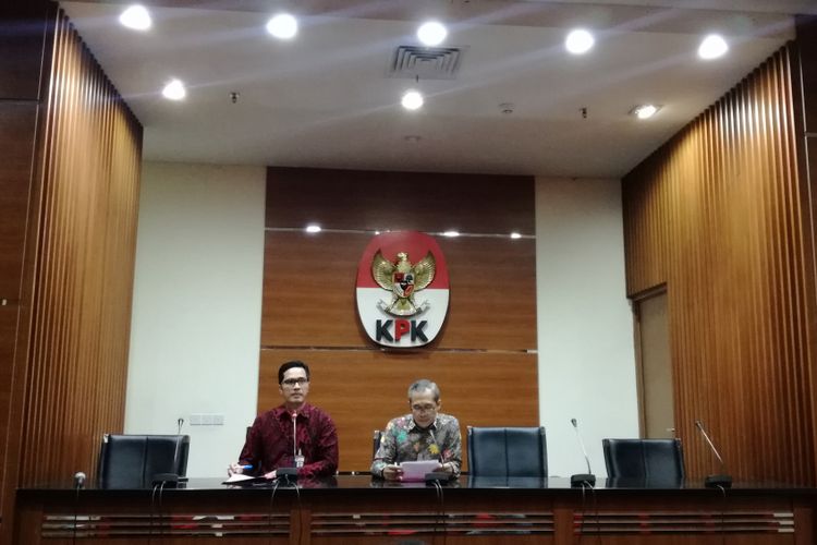 Juru Bicara KPK Febri Diansyah dan Wakil Ketua KPK Alexander Marwata