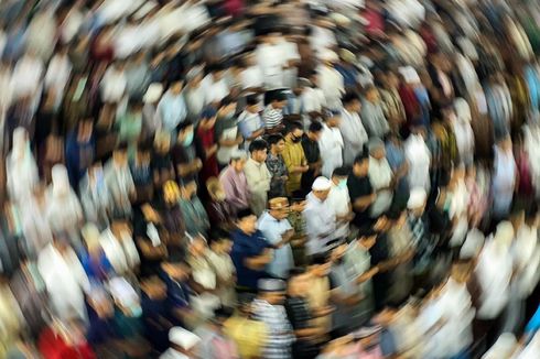 Shalat Tarawih di Masjid Al-Azhar Dibatasi, Khotbah di Masjid Pondok Indah Dipersingkat