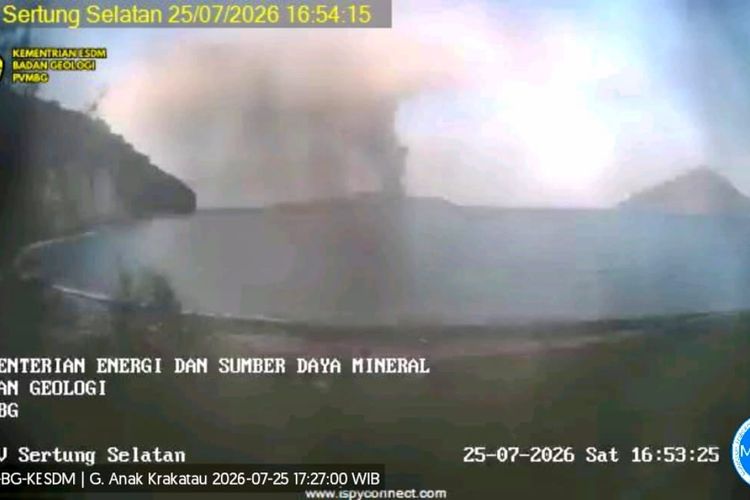 Gunung Anak Krakatau Erupsi Lagi, Semburkan Kolom Abu Setinggi 300 Meter