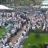 Ratusan Ribu Orang Hadiri Pemakaman Habib Hasan Assegaf di Pasuruan