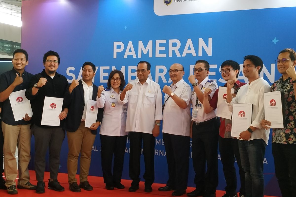 Menteri Perhubungan (Menhub) Budi Karya Sumadi memberikan sambutan dalam sebuah acara di Terminal 3 Bandara Soekarno-Hatta, Tangerang,  Kamis (12/9/2019).