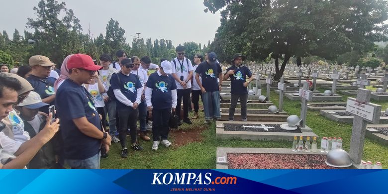 Peringati HUT Ke-30, Kompas.com Ziarah ke Makam Jakob Oetama dan PK Ojong