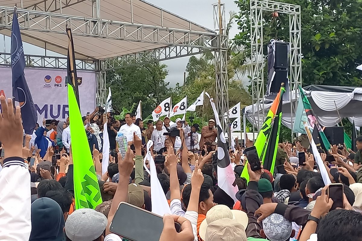 Anies saat hadiri kampanye di lapangan jambidan, Bantul, DIY, Selasa (23/1/2024)