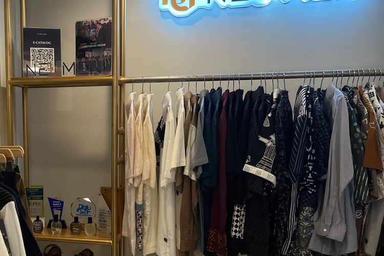 Pakaian koleksi Neu.Men, UMKM fesyen lokal asal Bandung, Jawa Barat.