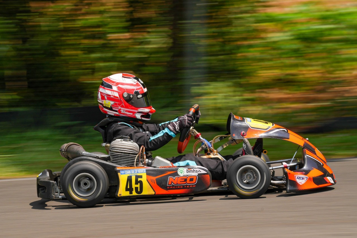 Dalam ajang ESHARK Rok Cup Indonesia 2024, Rex sukses meraih sejumlah peringkat unggulan. Salah satunya, meraih posisi kedua pada kategori Final A Mini Rok, peringkat ketiga di Final B Mini Rok, serta berhasil menjadi juara pertama dalam kategori Cadet Rok. 
