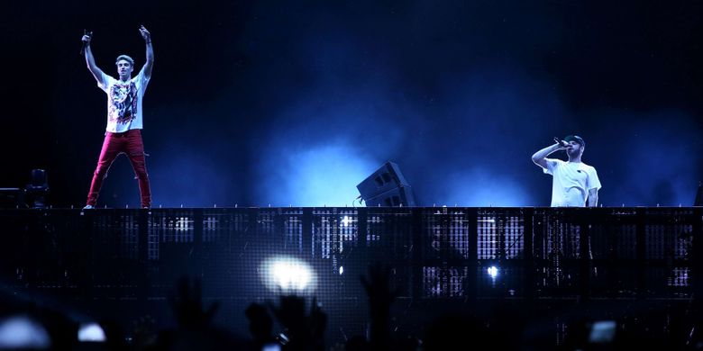 Lirik Dan Chord Lagu Takeaway Dari The Chainsmokers Illenium Feat Lennon Stella Halaman All Kompas Com