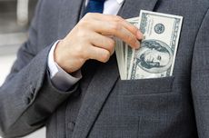 Banjir Terjang Gunung Putri Bogor, Mobil-mobil Sempat Terjebak di Jalan