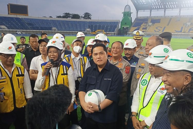 Soal Isu penolakan Timnas Israel di Piala Dunia U-20, Menpora mengatakan isu tersebut telah ditangani oleh Kementrian Luar Negeri, Menpora menyebut Kemenlu sudah berpengalaman soal diplomatik