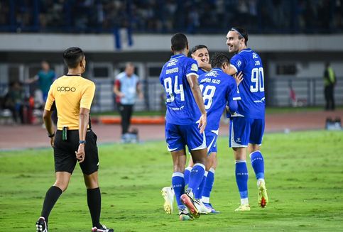 Klasemen Super League Pekan ke-23: Persib Kokoh di Puncak, Borneo FC Dekati Persija