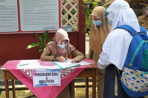 Meski Sudah Divaksin, Guru di Banyumas Wajib Tes Cepat Antigen Jelang Belajar Tatap Muka