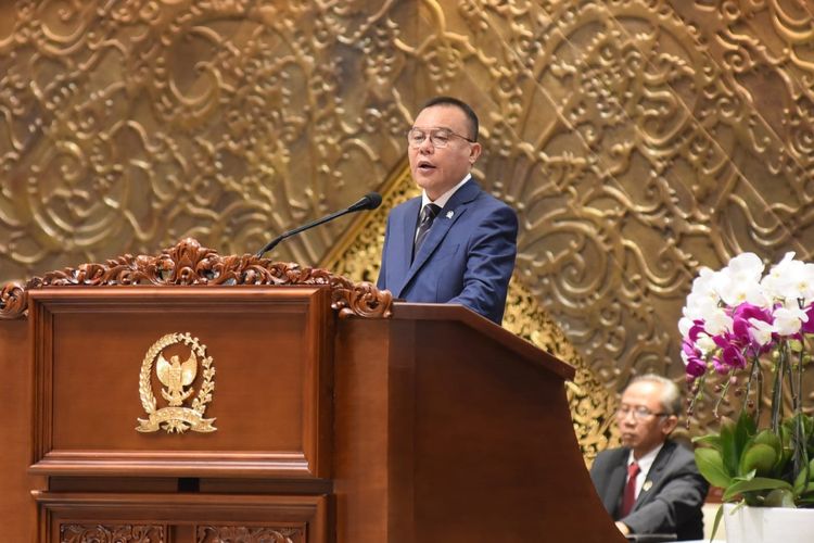 Wakil Ketua DPR RI Sufmi Dasco Ahmad saat membaca Pidato Pembukaan Masa Persidangan IV Tahun Sidang 2023-2024 di Gedung Nusantara, Senayan, Jakarta, Selasa (5/3/2024)