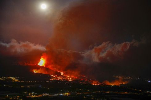 Lahar Terus Mengalir Deras, Letusan Gunung La Palma Bisa Berlangsung Tiga Bulan