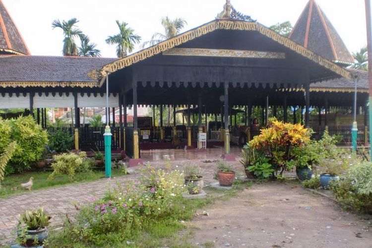 Kompleks Makam Sultan Suriansyah dari Banjar.