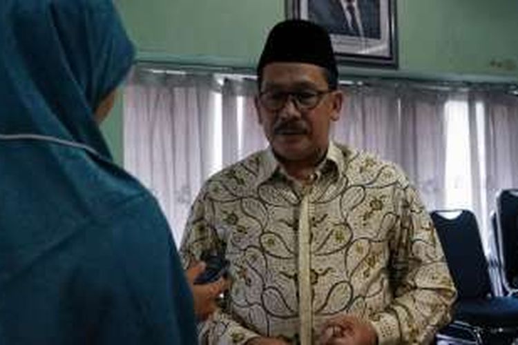 Wakil Ketua Umum Majelis Ulama Indonesia (MUI) Zainut Tauhid Saadi saat memberikan keterangan mengenai sikap MUI terkait rencana aksi unjuk rasa 2 Desember 2016, di gedung MUI, Menteng, Jakarta Pusat, Selasa (22/11/2016).