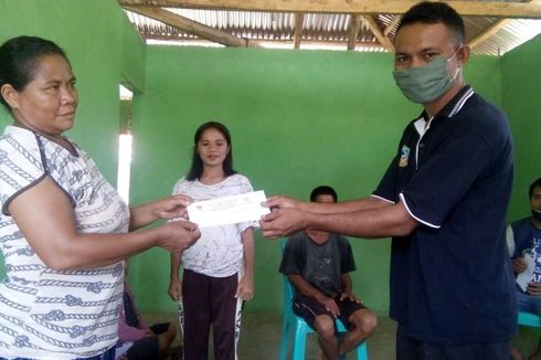 Hindari Kumpul-kumpul Saat Pandemi, Surat Kelulusan Siswa-Siswi SMA di NTT Diantar Guru